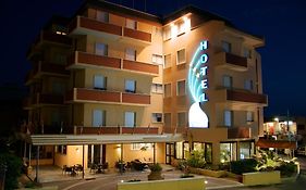 Il Delfino San Vincenzo 3*
